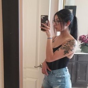 Meet your Posher, Adriana